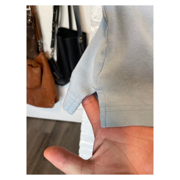 3/30$ vintage blue baby tee - Picture 2 of 2